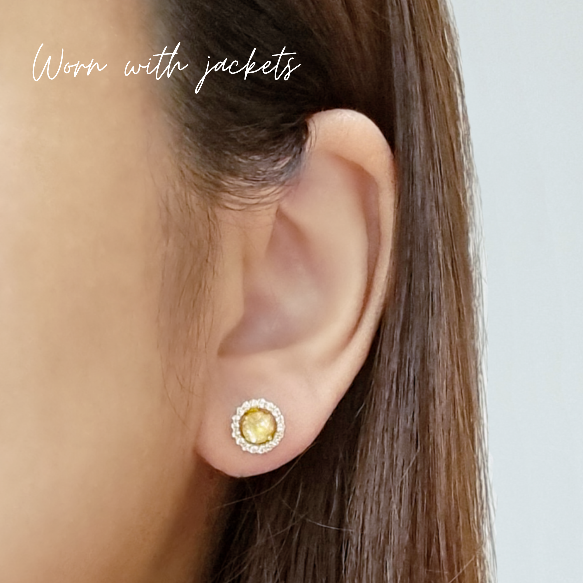 Boucles d'oreilles clous Citrine Halo avec vestes en argent sterling