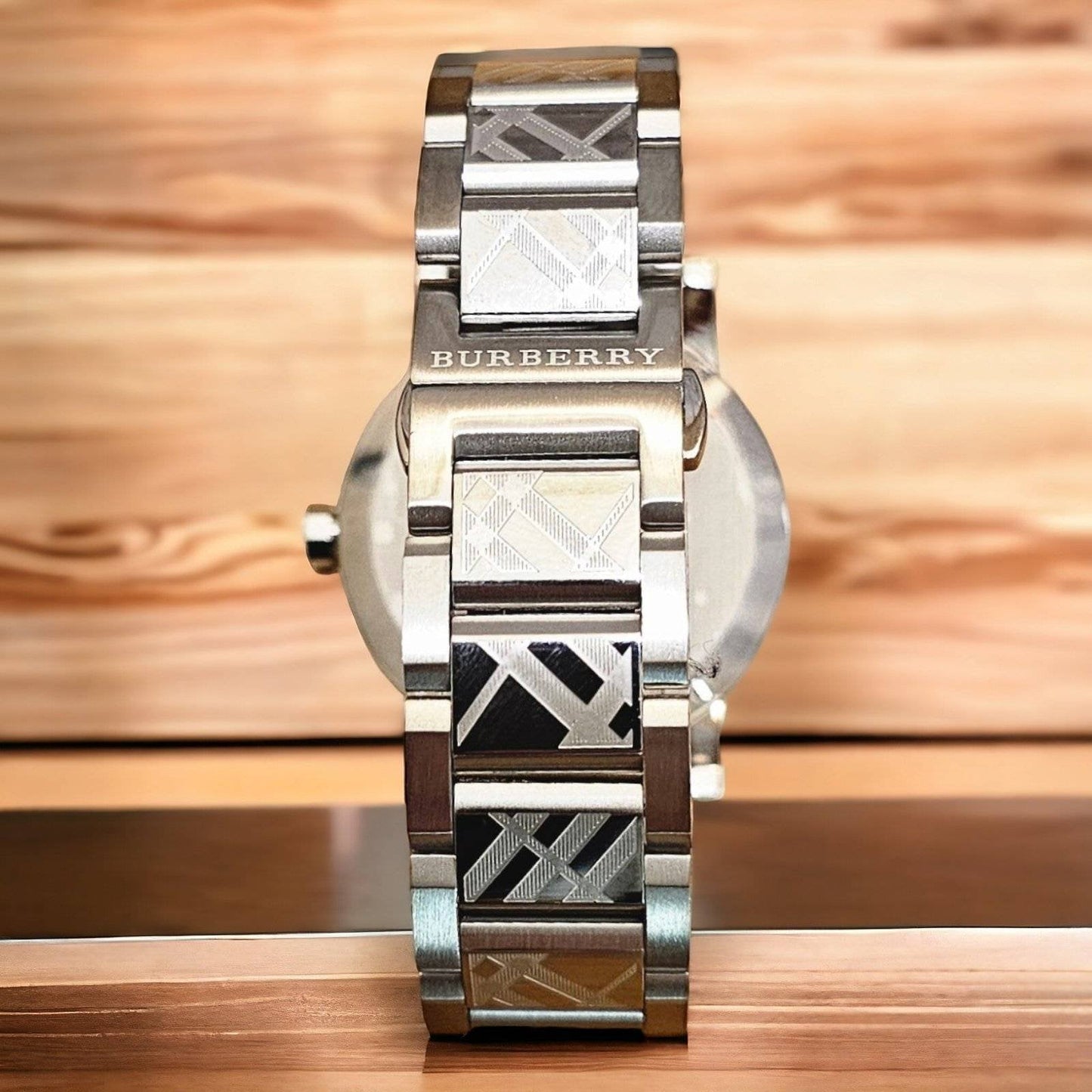 Burberry BU9037 Unisex 38mm The City - SJR London Timepiece