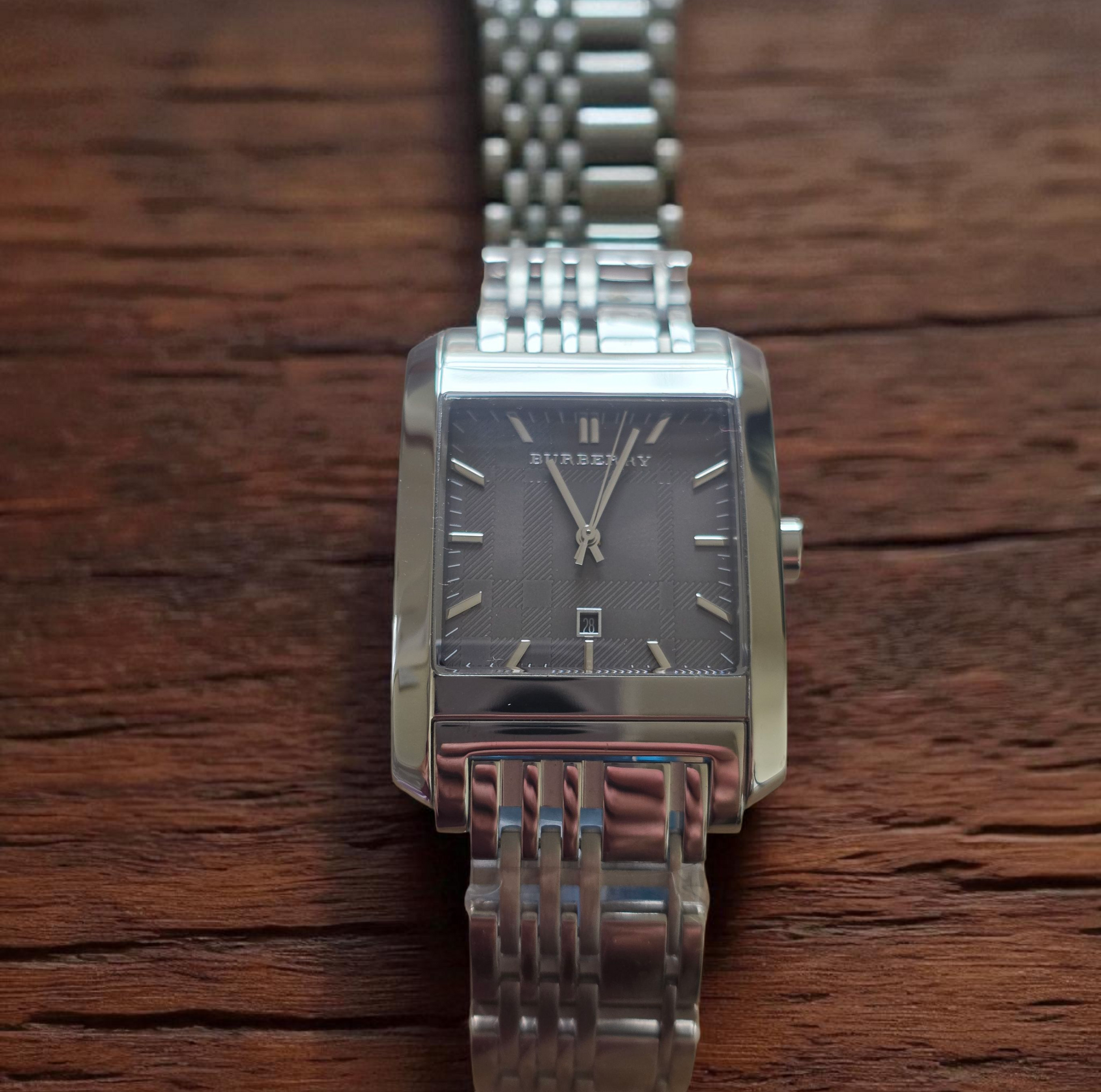 Burberry BU1568 Men's Classic Rectangle 32mm - SJR London Timepiece