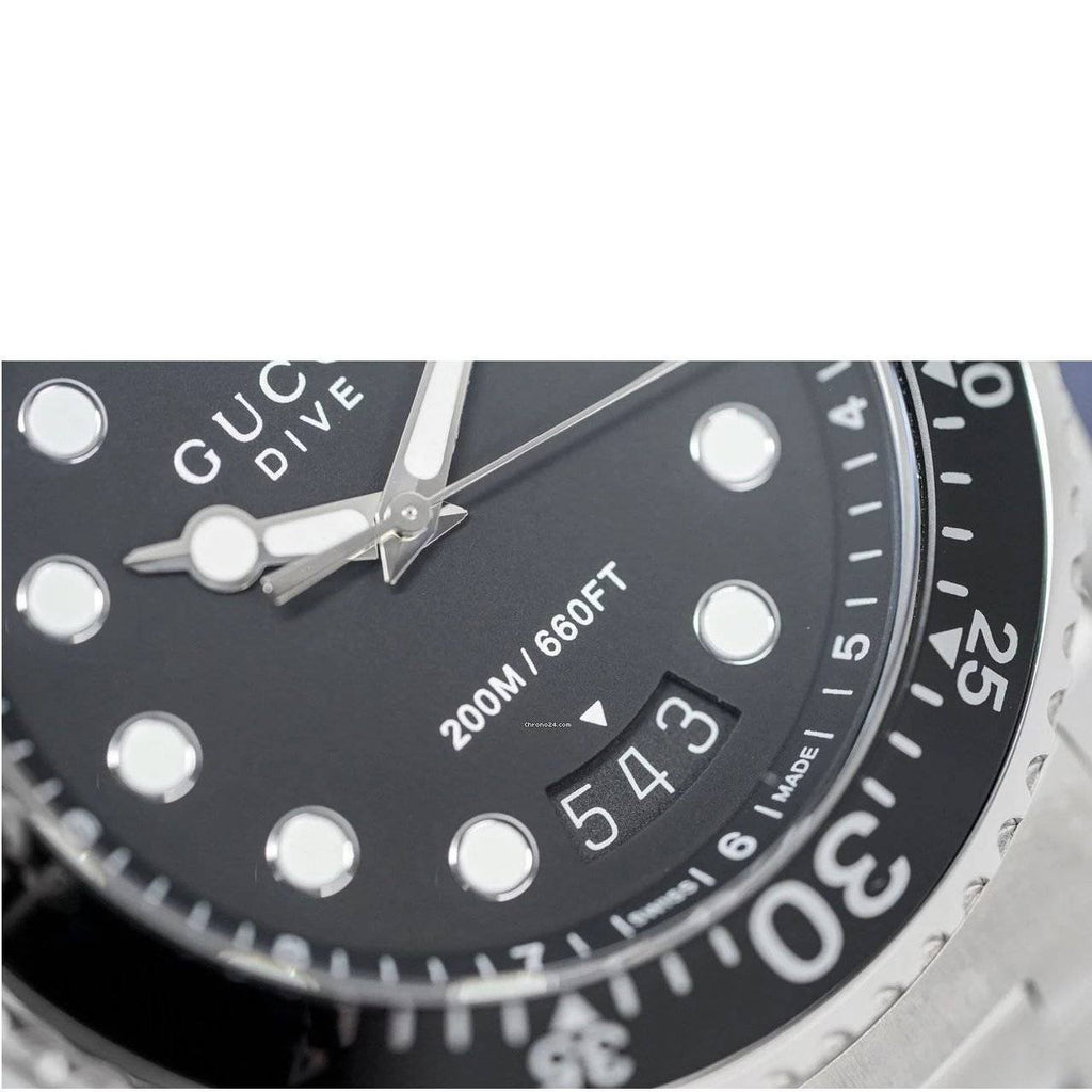 Montre Gucci Dive XL Homme 200M YA 136208