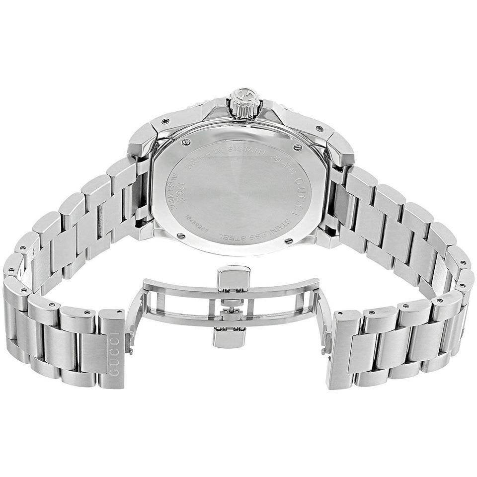 Montre Gucci Dive XL Homme 200M YA 136208