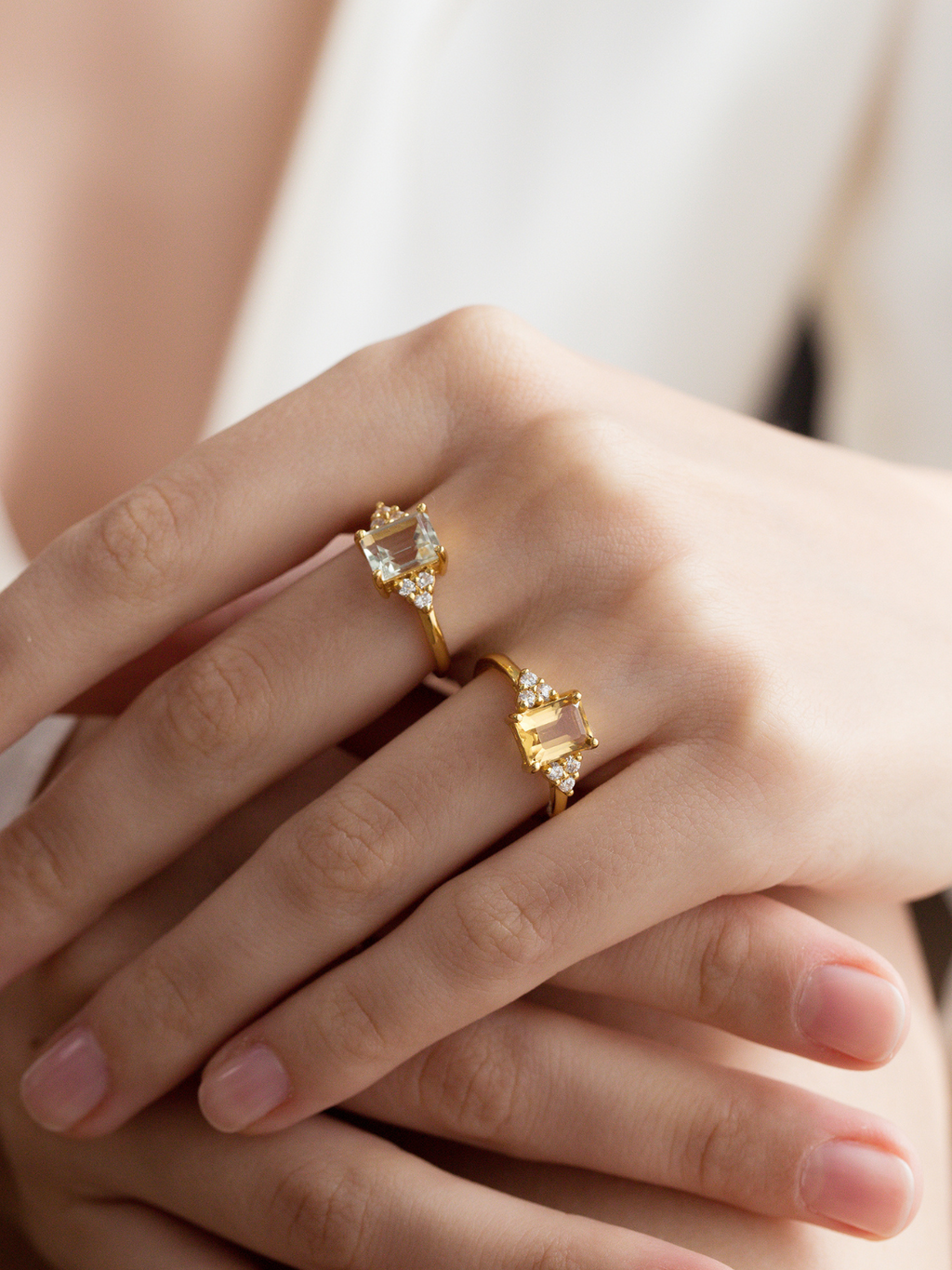 Bague citrine taille émeraude en vermeil d'or 18 carats
