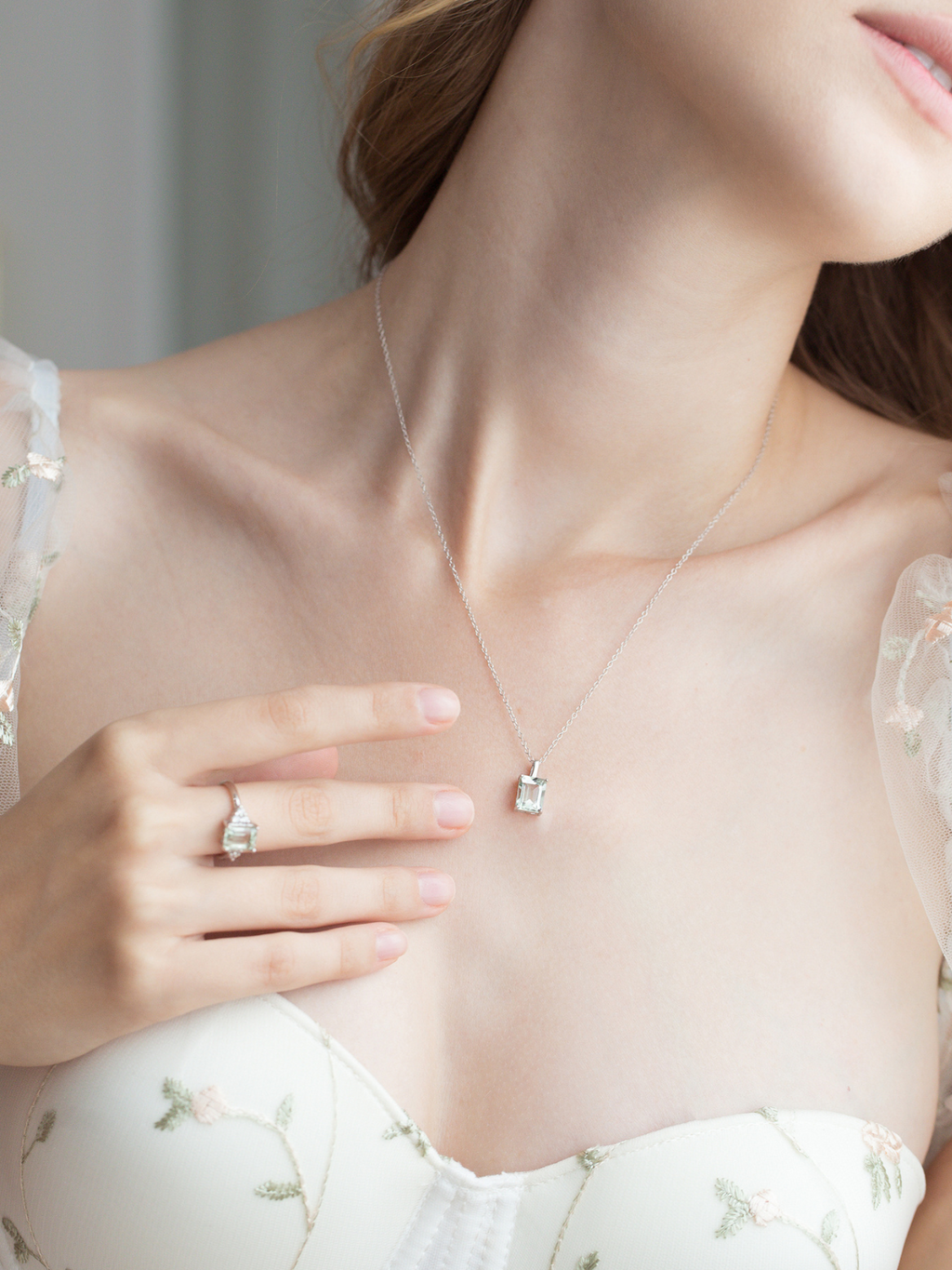 Bague en améthyste verte taille émeraude en argent sterling