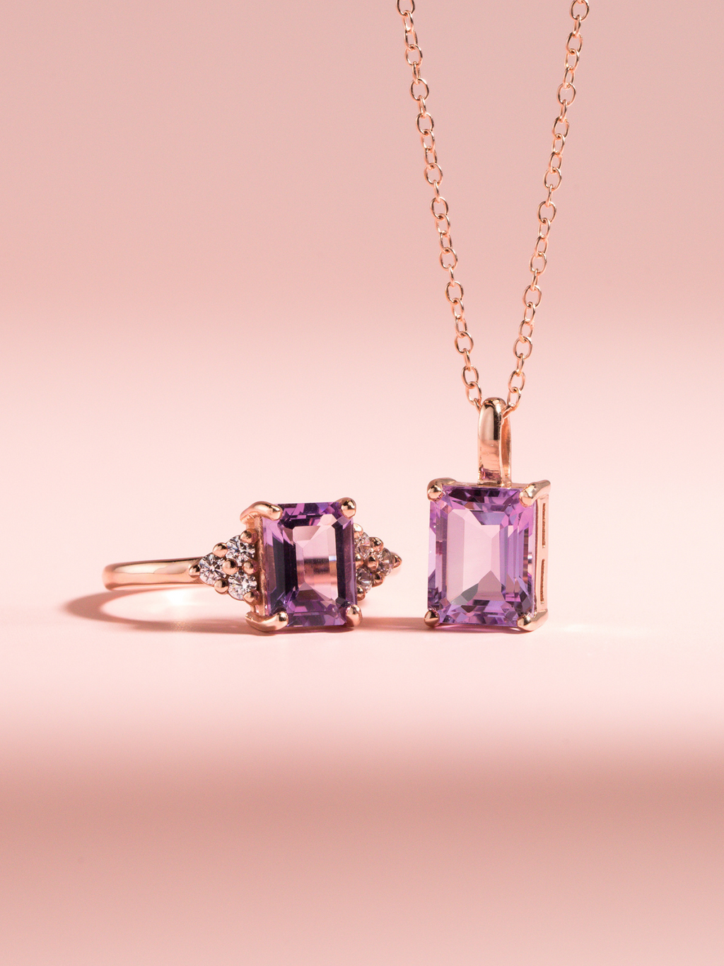 Bague taille émeraude en améthyste lavande en vermeil d'or rose 18 carats