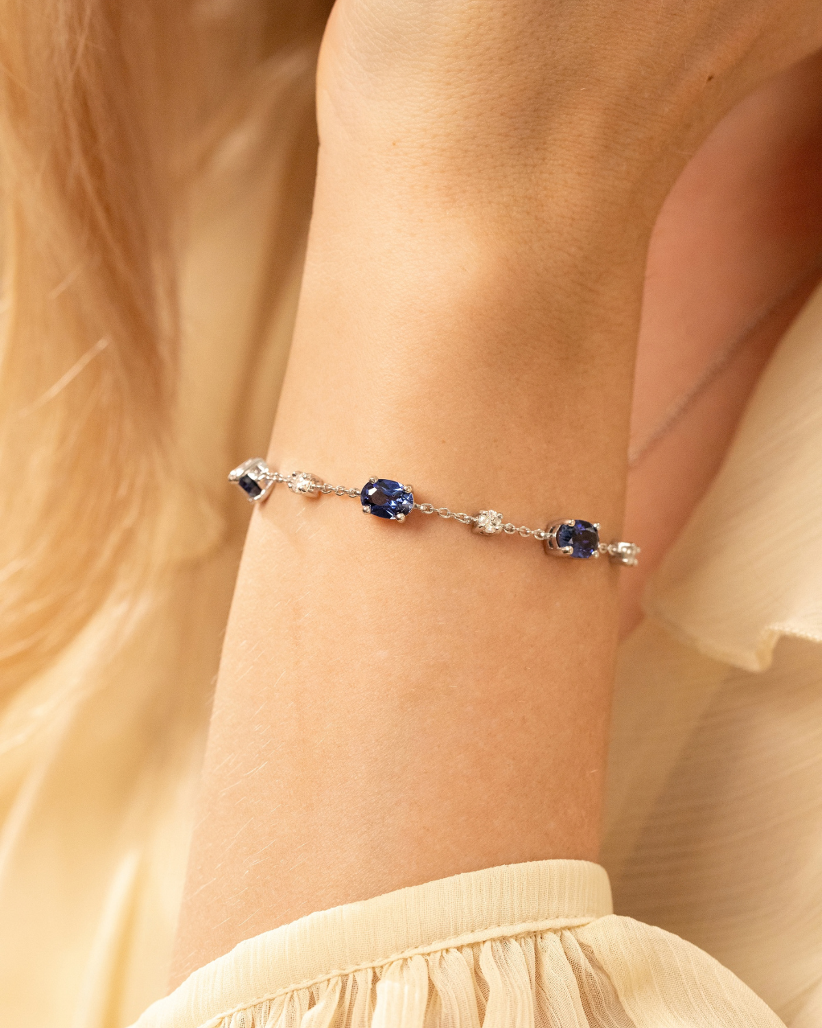 Bracelet saphir bleu en argent sterling