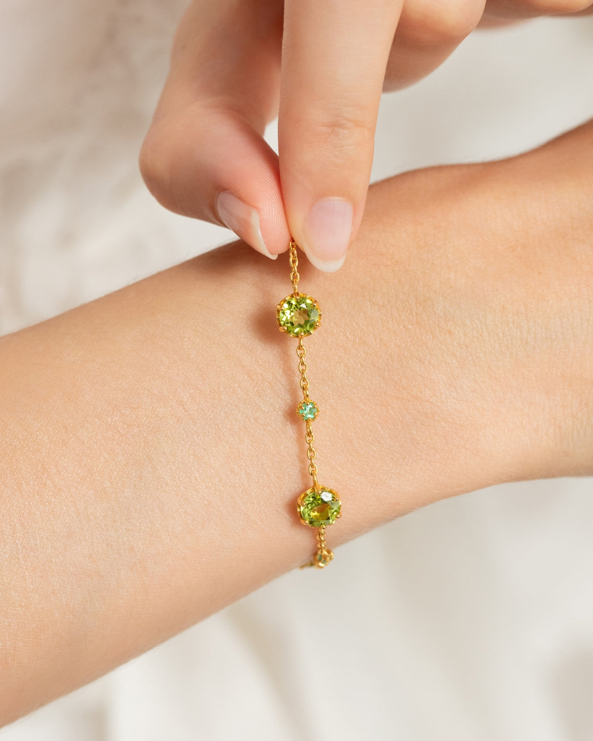 Parure de bijoux émeraude et péridot en vermeil d'or 18 carats