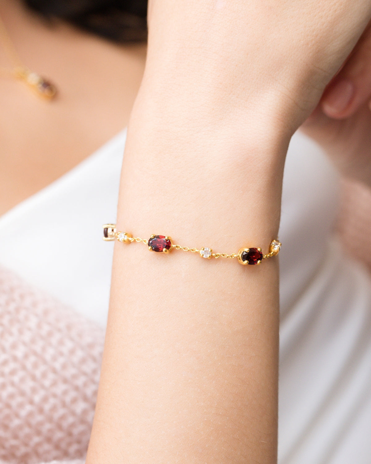 Garnet Bracelet in 18k Gold Vermeil - SJR London Timepiece