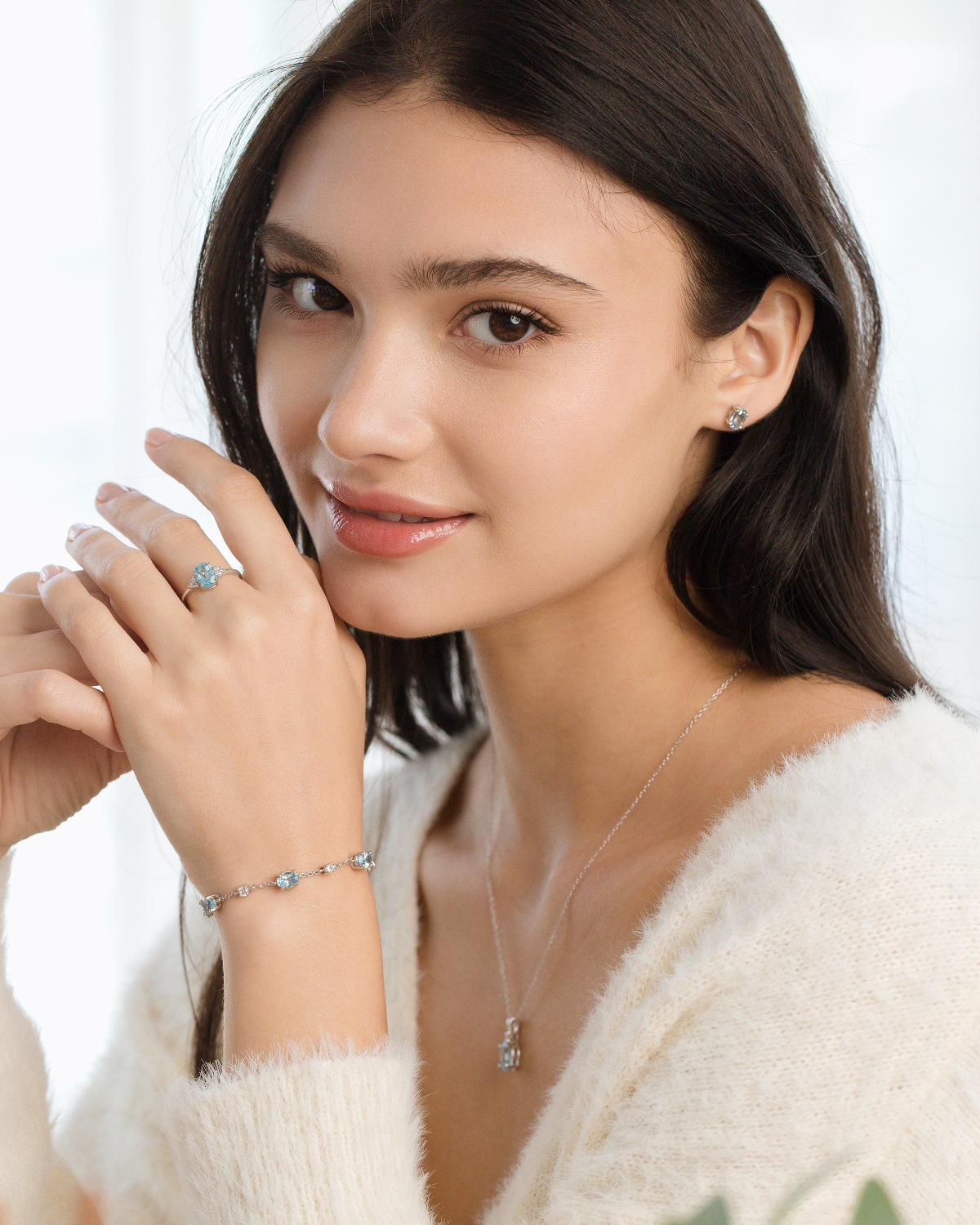 Essential Blue Topaz Jewellery Set in Sterling Silver - SJR London Timepiece