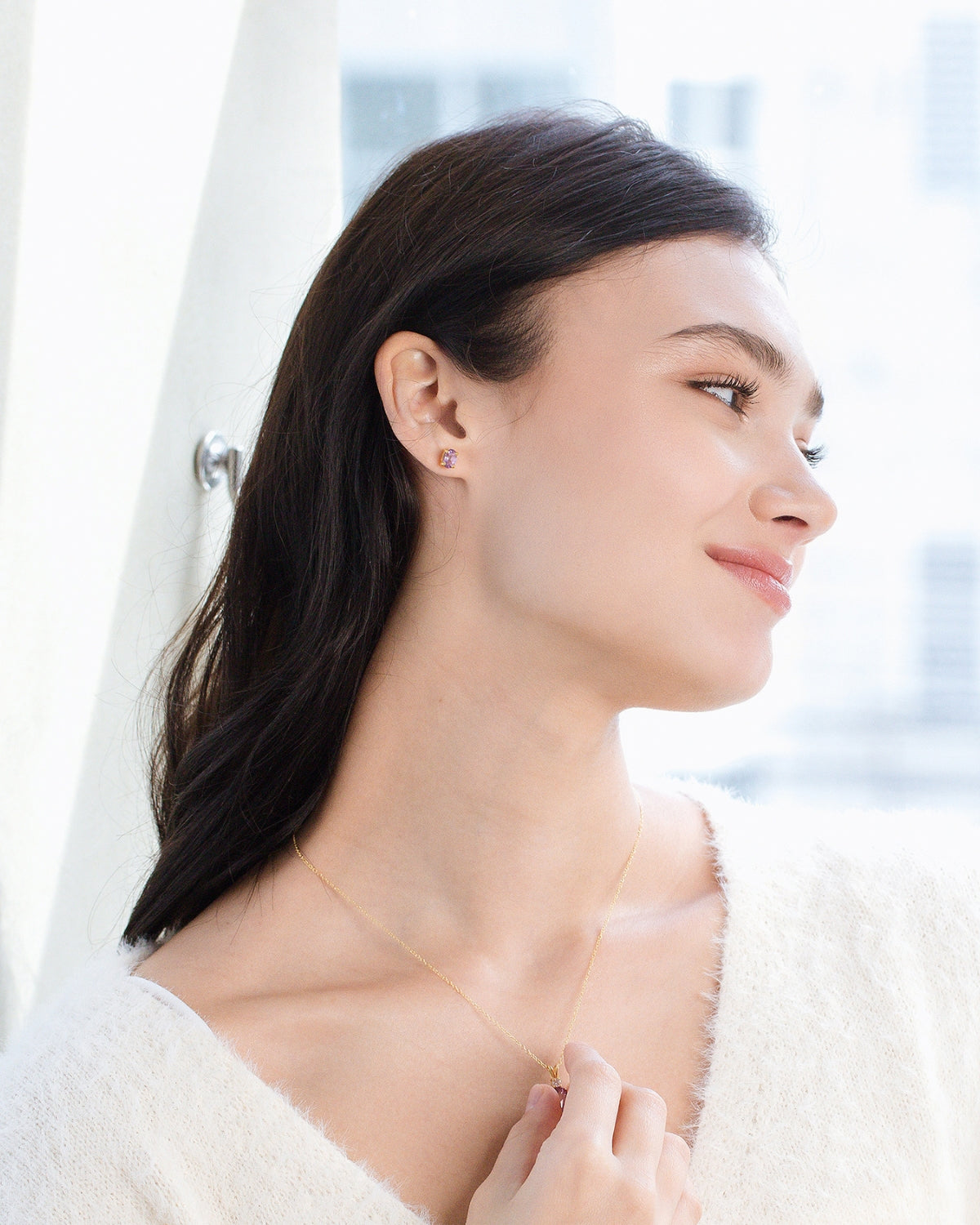 Boucles d'oreilles clous ovales en améthyste lavande et vermeil 18 carats