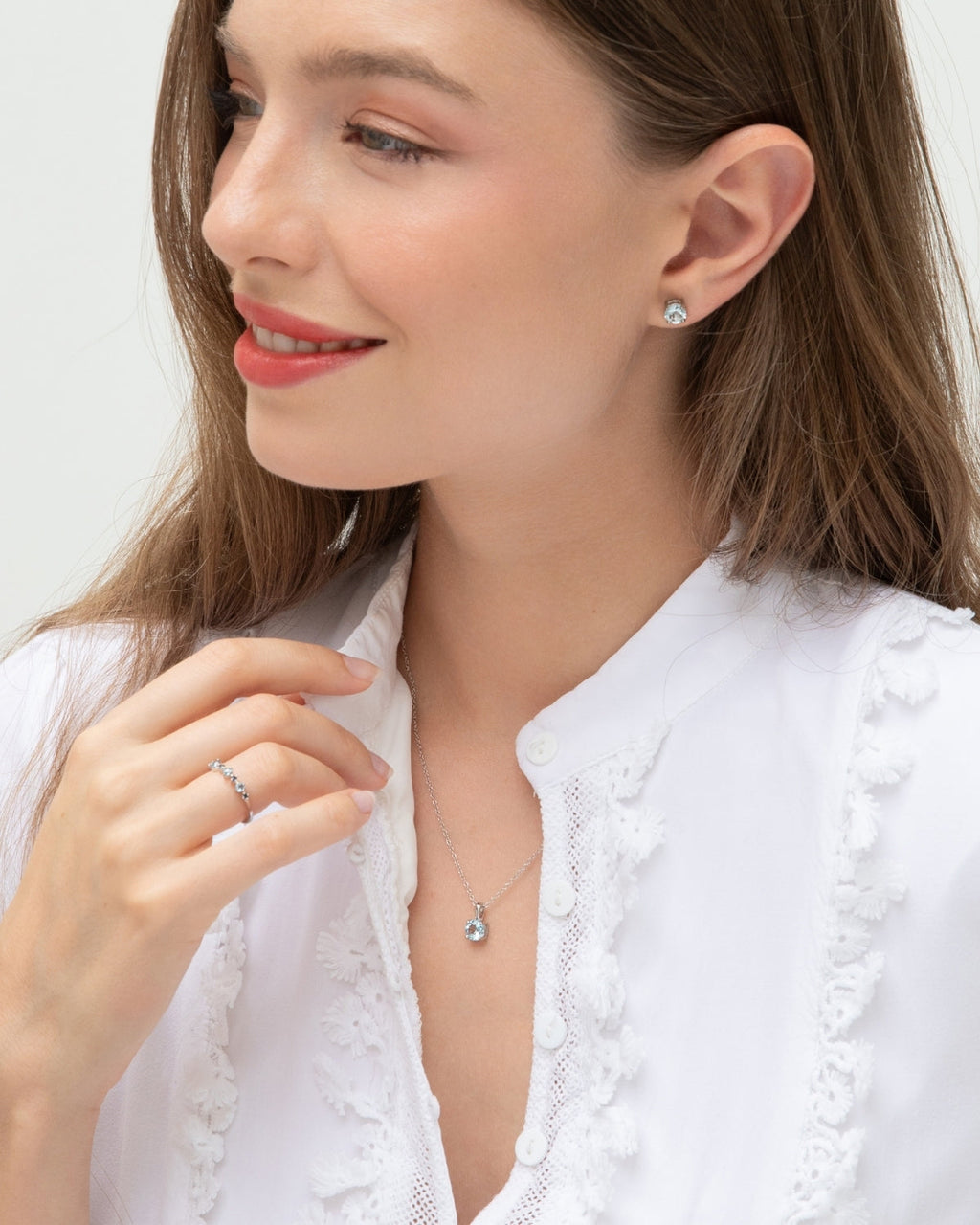 Alliance empilable demi-éternité saphir bleu et topaze bleue en argent sterling