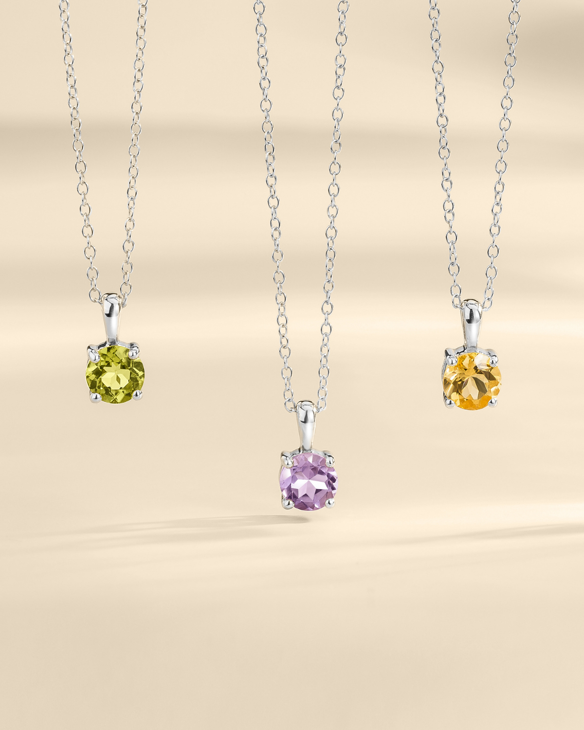 Pendentif solitaire améthyste lavande en argent sterling