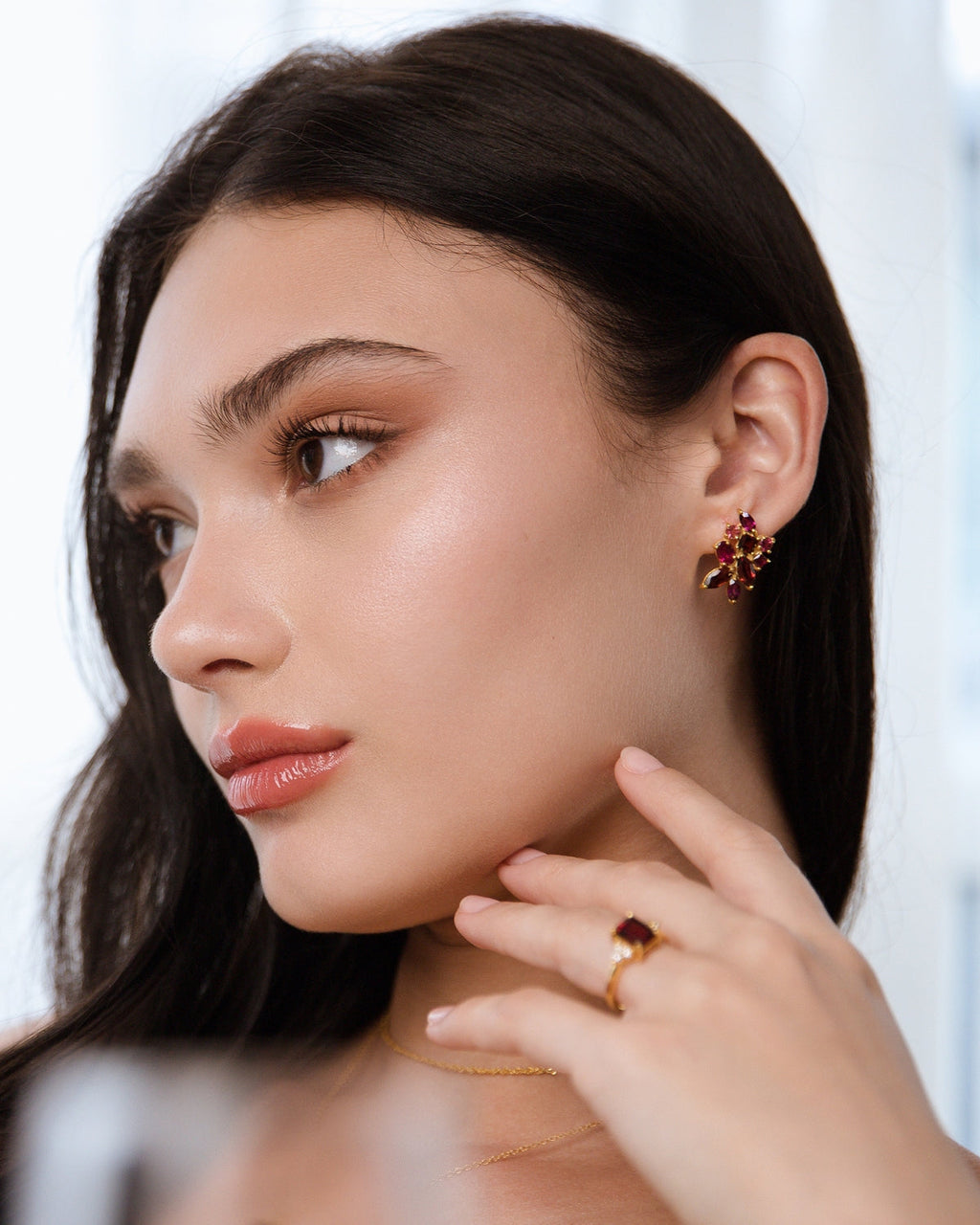 Boucles d'oreilles grappe en vermeil 18 carats avec grandes pierres rouges