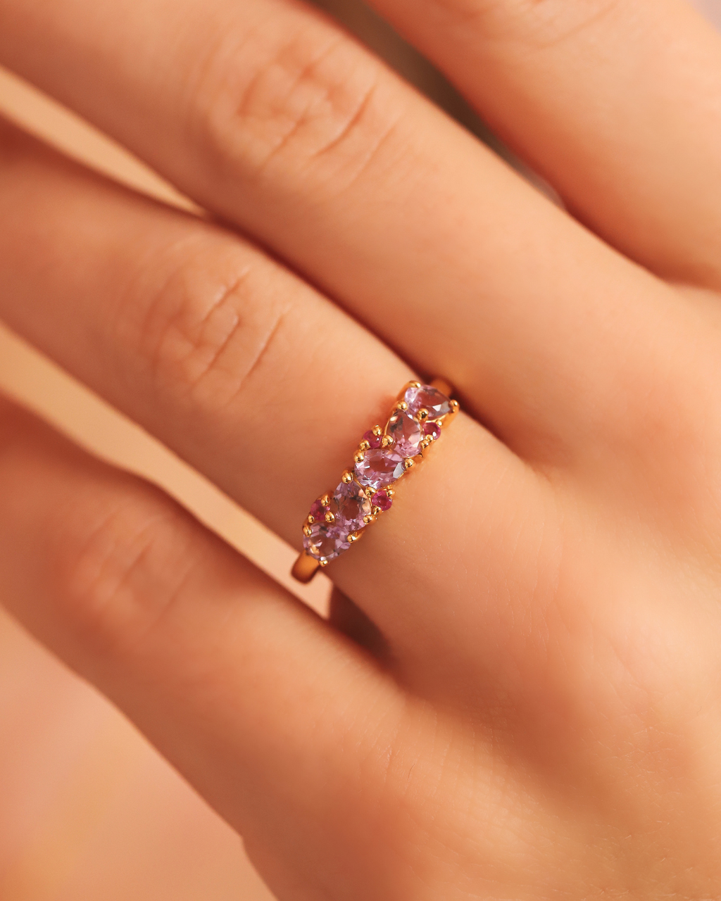 Bande demi-éternité en or vermeil 18 carats avec rubis rose et améthyste taille poire