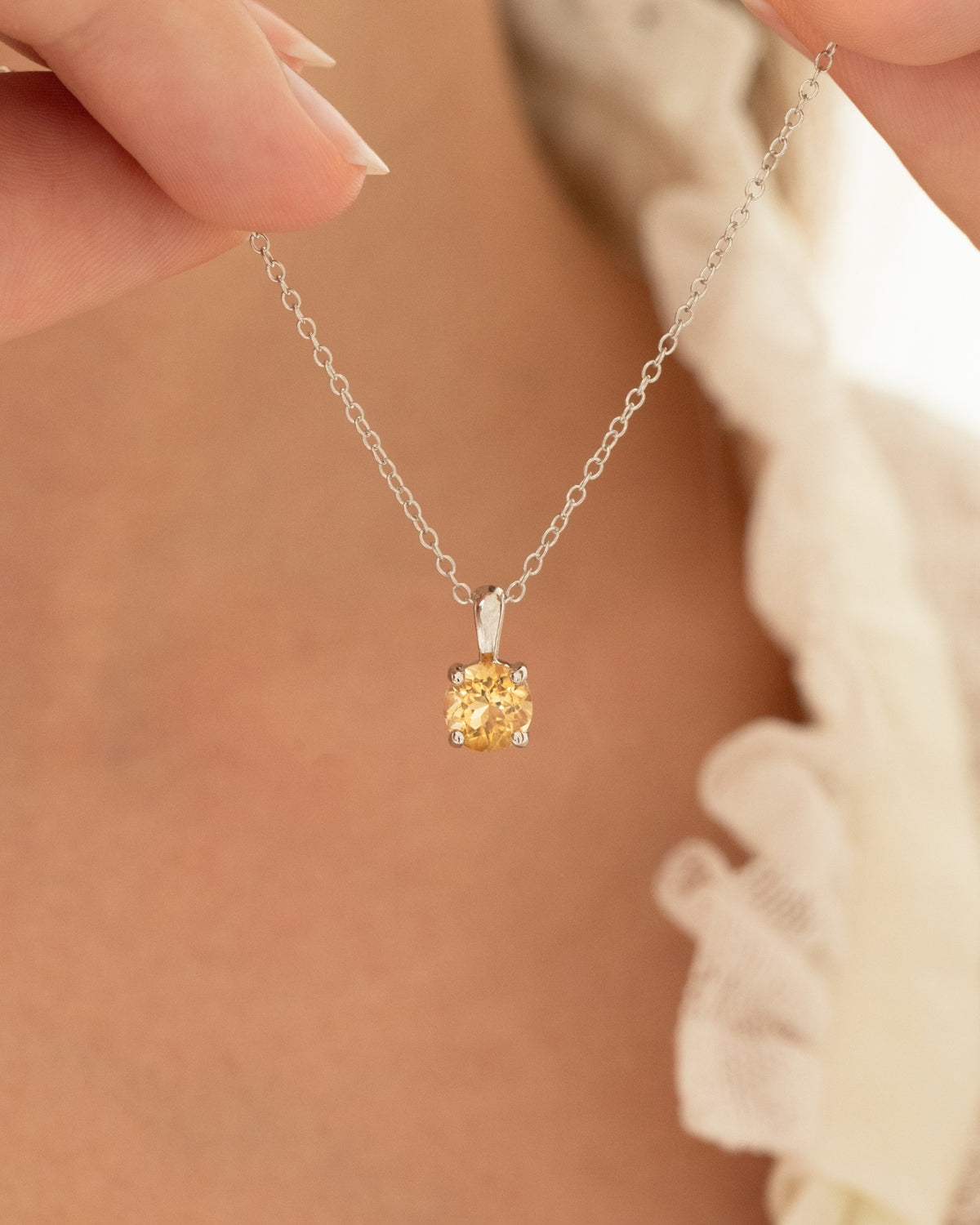 Pendentif Solitaire Citrine en Argent Sterling