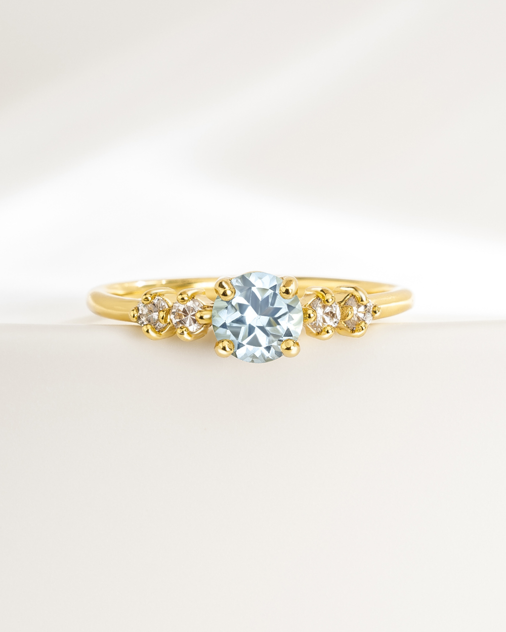 Coffret Cadeau de Bijoux Quotidiens en Topaze Bleue en Vermeil d'Or 18 carats