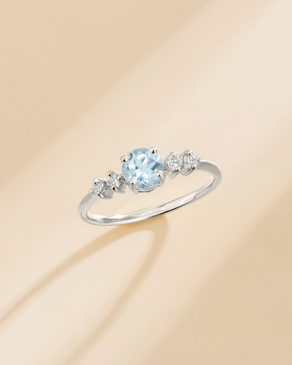 Parure de bijoux de tous les jours en topaze bleue et argent sterling