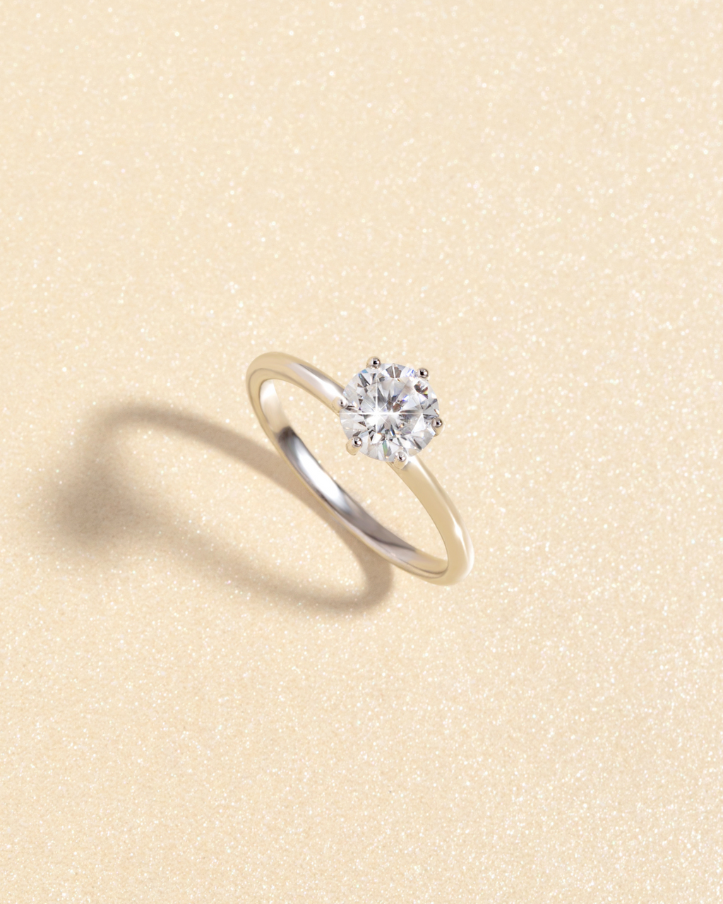 Bague de fiançailles solitaire moissanite ronde 1 carat en argent sterling