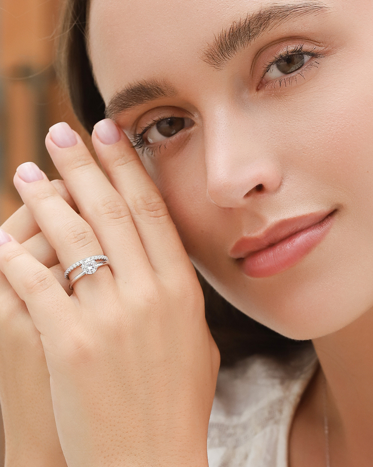 Bague de fiançailles solitaire moissanite ronde 1 carat en argent sterling
