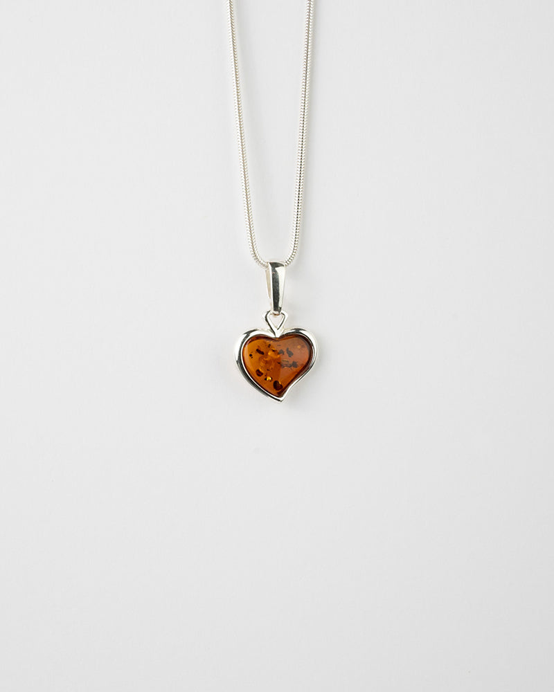 Subtle Heart Pendant Necklace