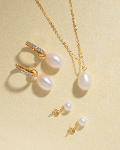 Timeless Pearl Jewellery Set in 18k Gold Vermeil - SJR London Timepiece