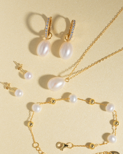 Pearl Everyday Jewellery Set in 18k Gold Vermeil - SJR London Timepiece