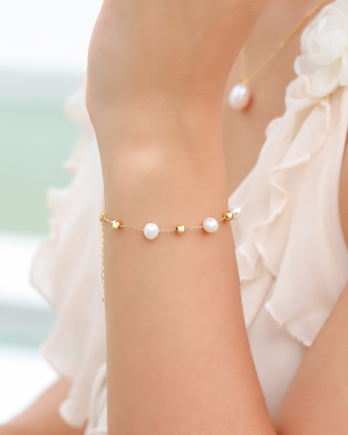Pearl Everyday Jewellery Set in 18k Gold Vermeil - SJR London Timepiece