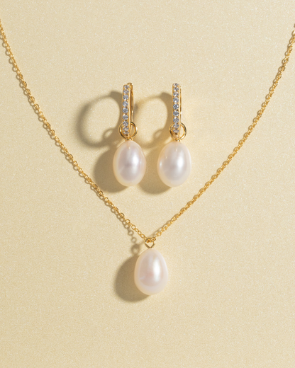 Timeless Pearl Jewellery Set in 18k Gold Vermeil - SJR London Timepiece