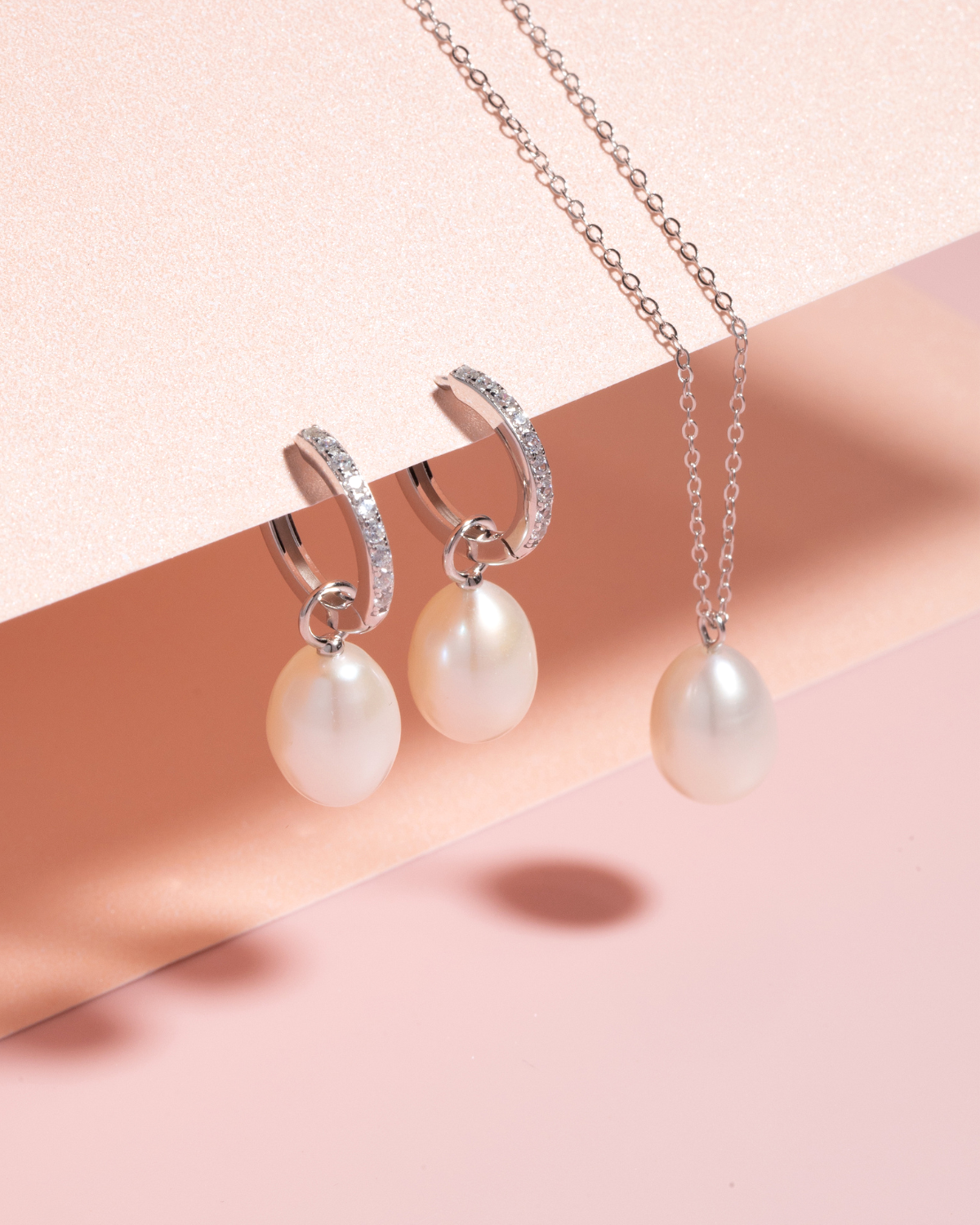 Large Freshwater Pearl Pendant Necklace in Sterling Silver - SJR London Timepiece
