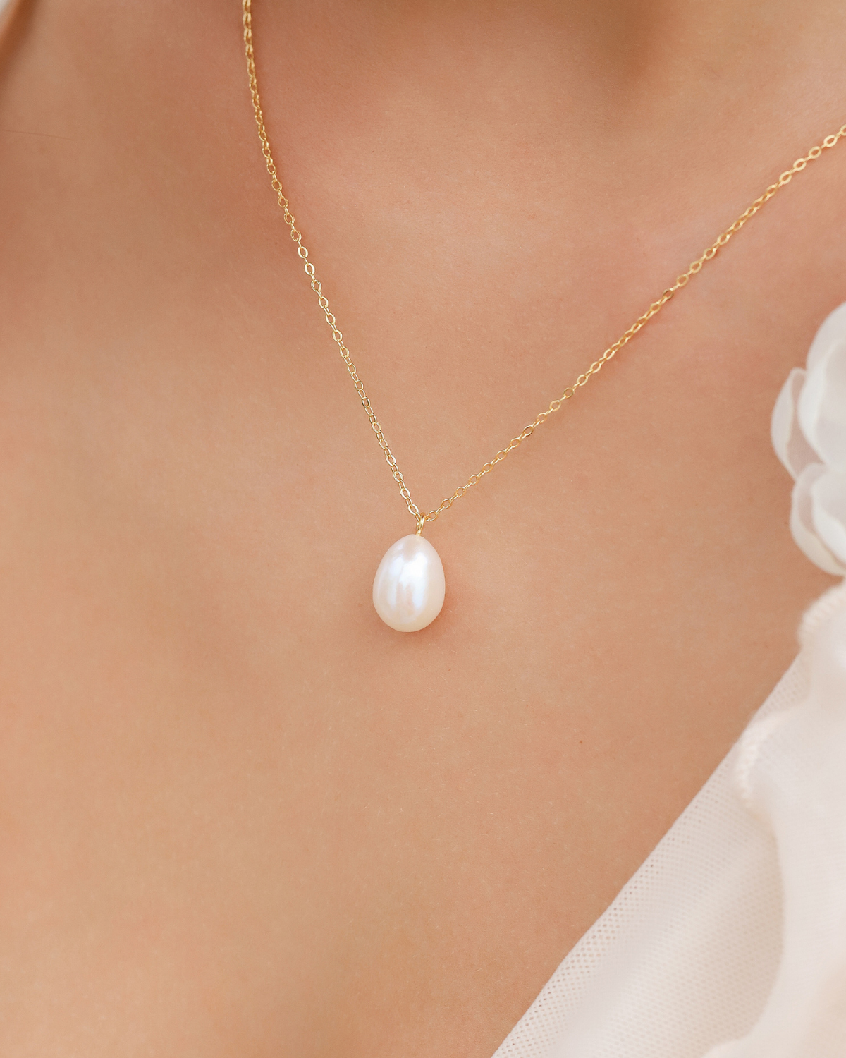 Timeless Pearl Jewellery Set in 18k Gold Vermeil - SJR London Timepiece
