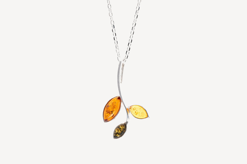 Petit pendentif ambre multicolore