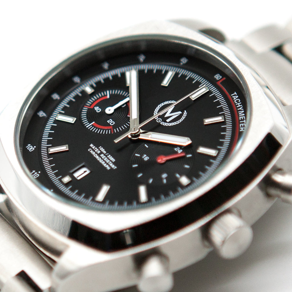 Chronographe Classic Driver, Bracelet Métal (PRÉCOMMANDEZ DÈS MAINTENANT)