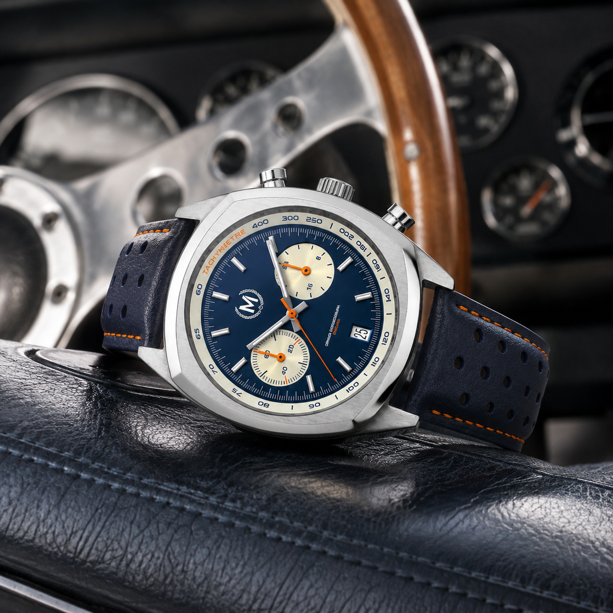 Chronographe Driver MKII Quartz, Blue Reverse Panda (PRÉCOMMANDEZ DÈS MAINTENANT)