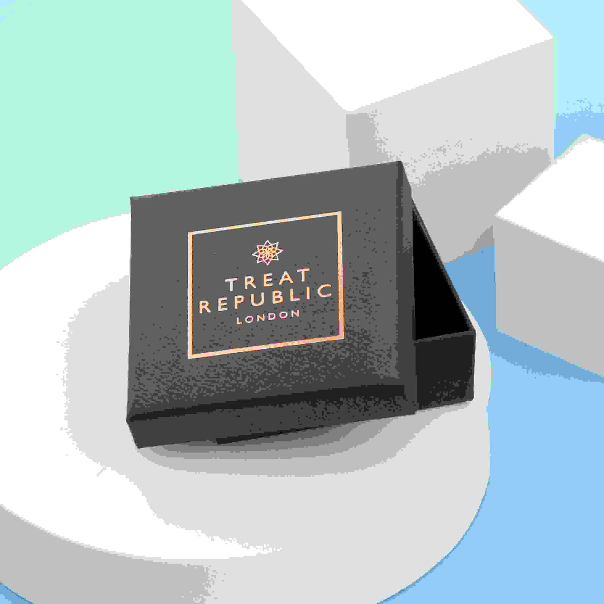 Personalised Men's Shoreditch Gold Bar Brown Leather Bracelet