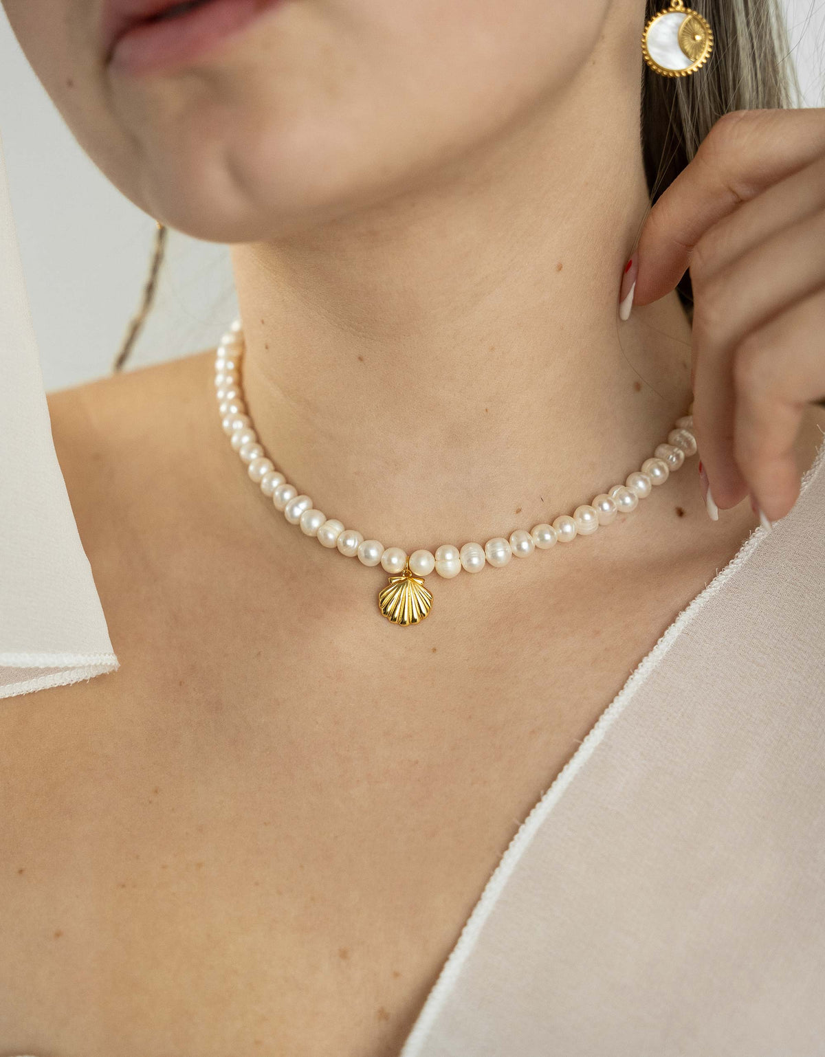 Sea Shell Pearl Necklace