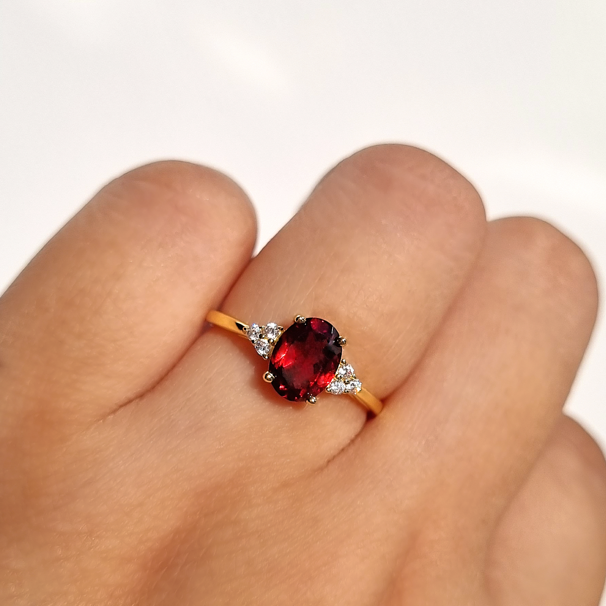 Bague Grenat en Vermeil d'Or 18 carats