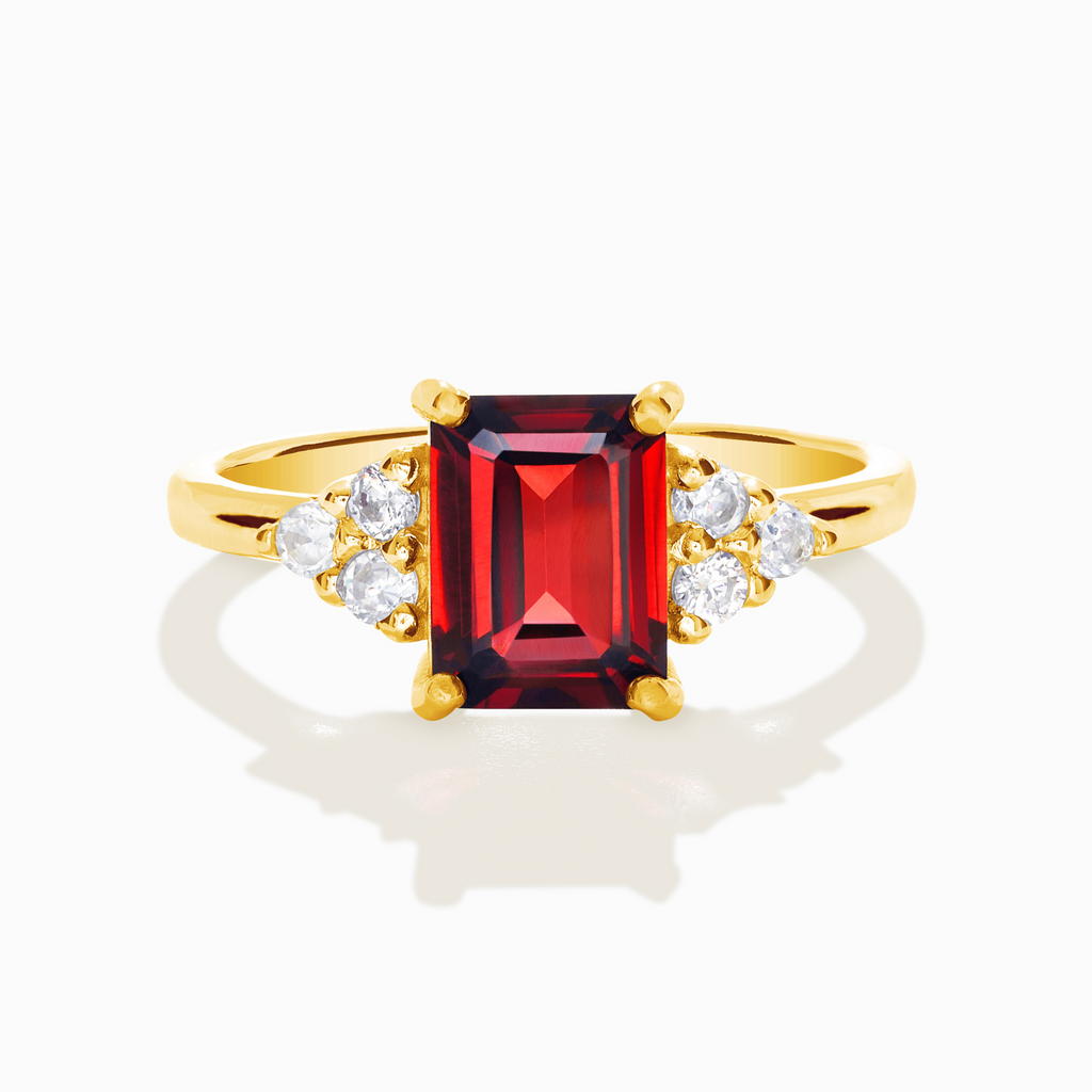 Bague grenat taille émeraude en vermeil d'or 18 carats