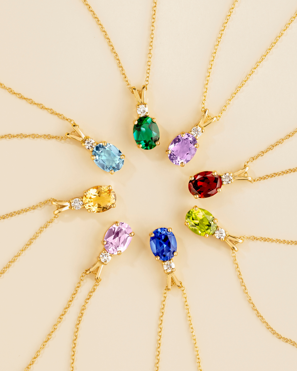 Pendentif péridot et sa chaîne en vermeil d'or 18 carats
