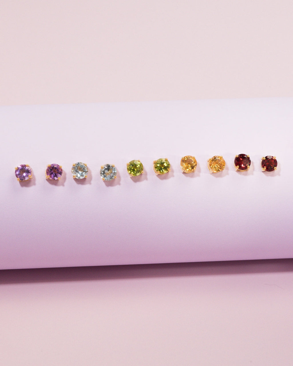 Puces d'oreilles rondes grenat 6 mm en vermeil d'or 18 carats