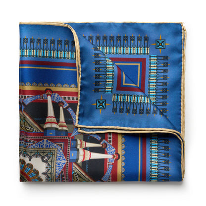 Liverpool Street Station in Nocturn Pocket Square