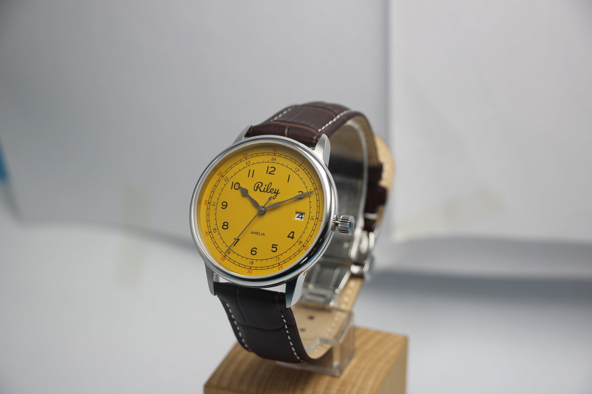 Amelia Earhart - AE01 - SJR London Timepiece