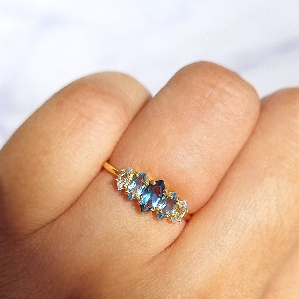 Bague Ombre Topaze Bleue en Vermeil d'Or 18 carats