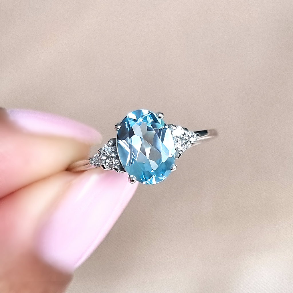 Bague Topaze Bleue Ciel en Argent Sterling