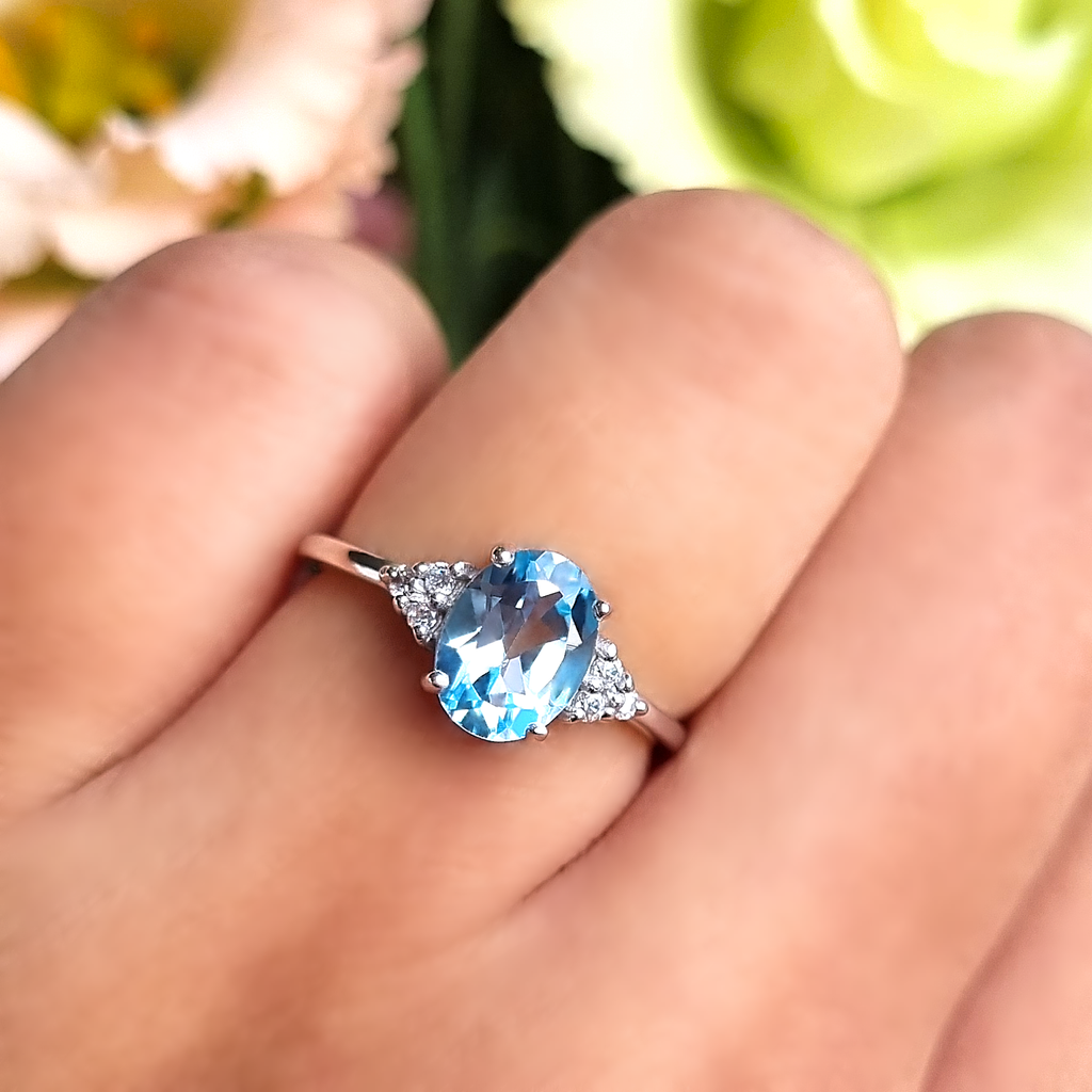 Bague Topaze Bleue Ciel en Argent Sterling