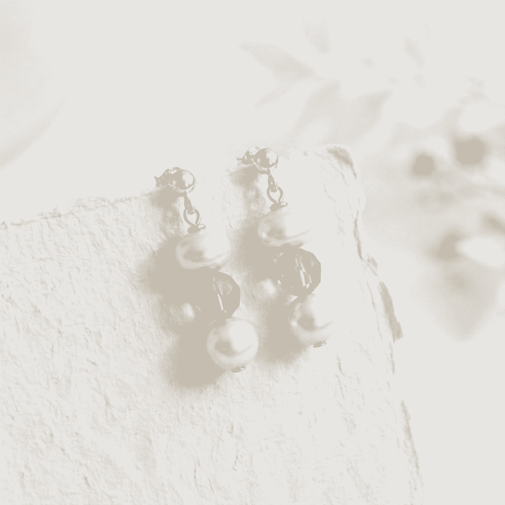 Peridot & Pearl August Birthstone Earrings | Handmade Drop Earrings