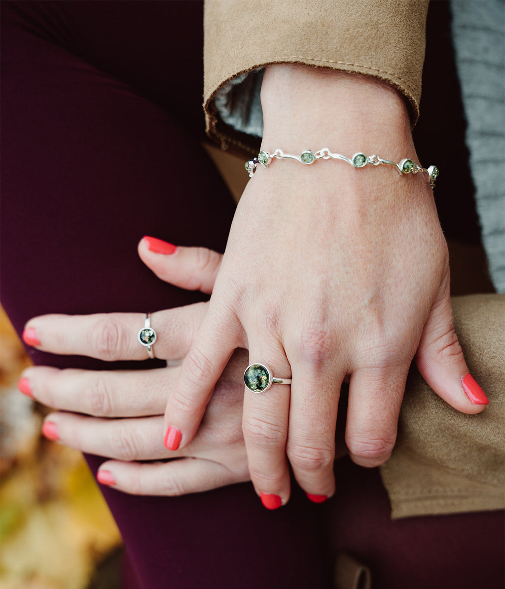 Bracelet minimaliste vert ambre