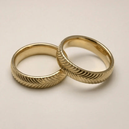 5mm Gold Wedding Band – Spiral Wave – 9ct/14ct/18ct Gold