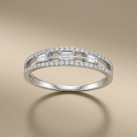 14ct/14K White Gold Natural Diamond Ring – Baguette Diamond Center 0.31ct