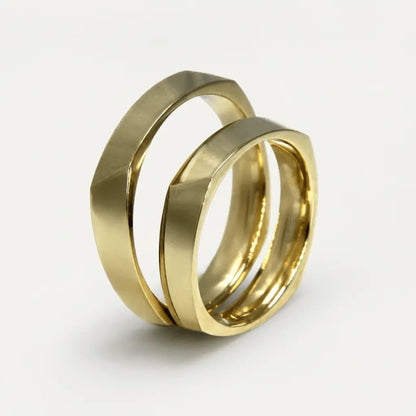 4mm Gold Wedding Band – Faceted Solis – 9ct/14ct/18ct Gold