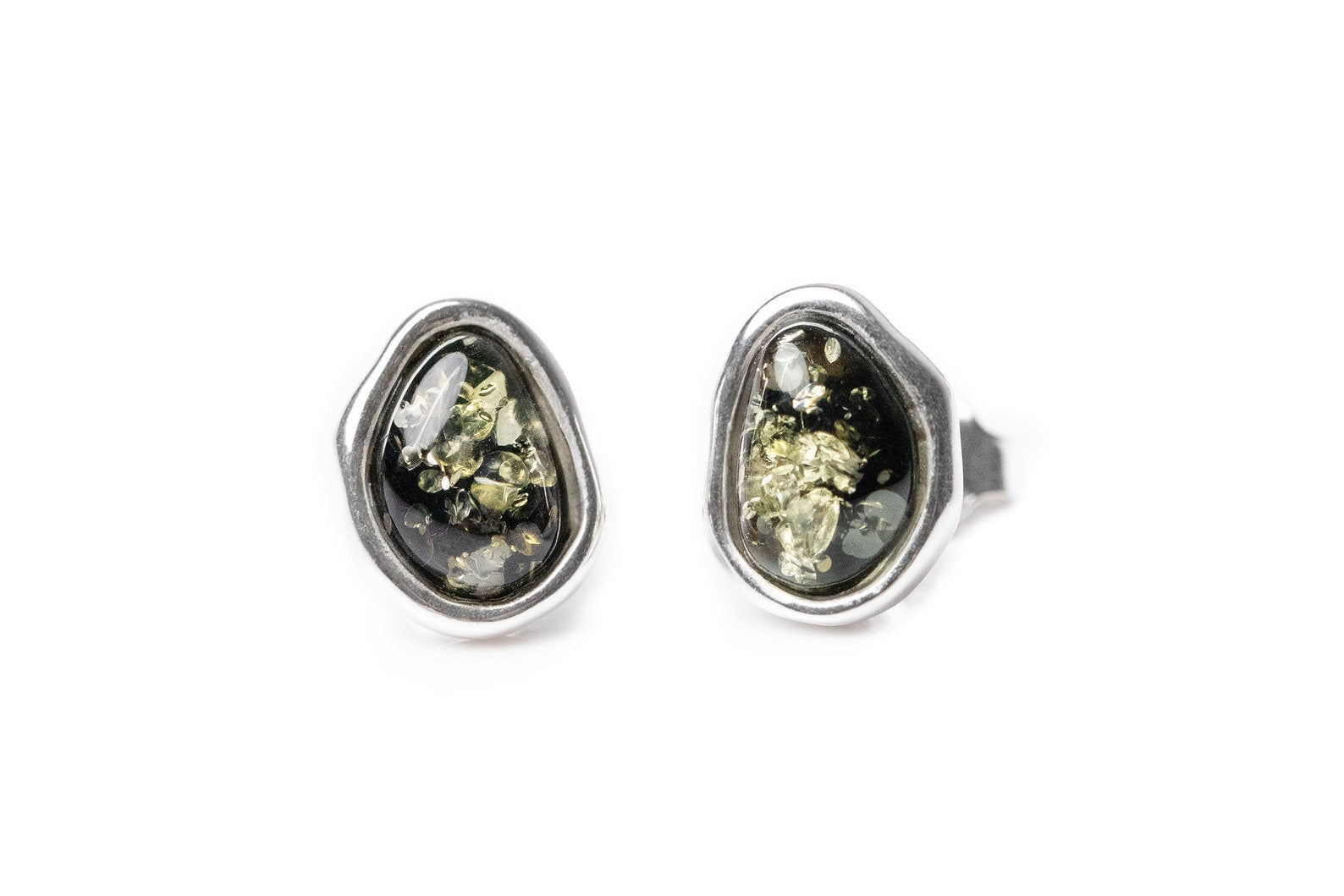 Boucles d'oreilles clous ÉLÉMENTS en ambre vert