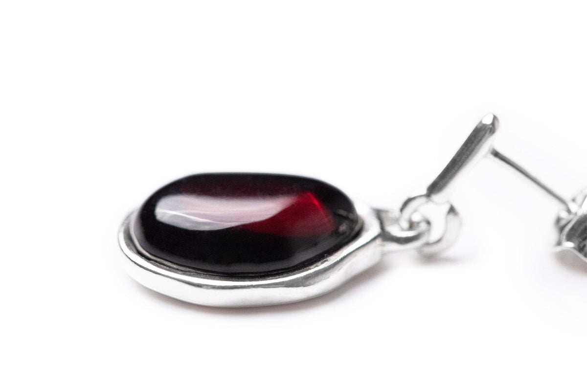 Boucles d'oreilles pendantes en ambre cerise ELEMENTS